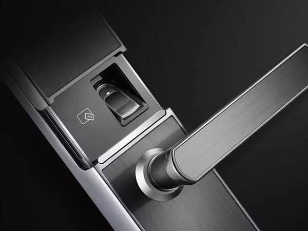 竞秀24小时上门开锁公司